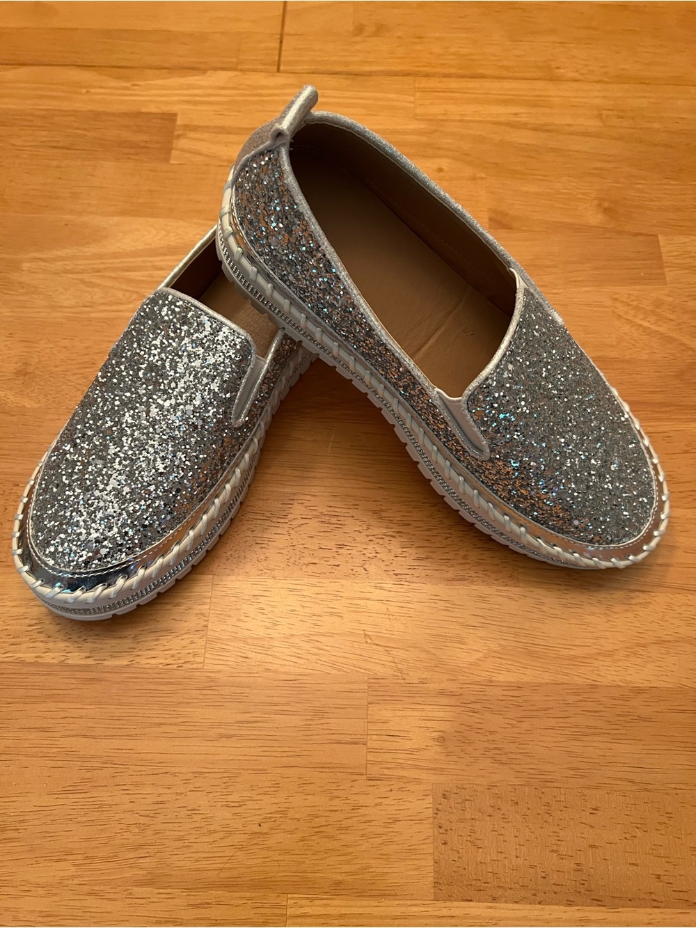 Women’s Glitter Slip-On Shoes in Silver glitter and rhinestones